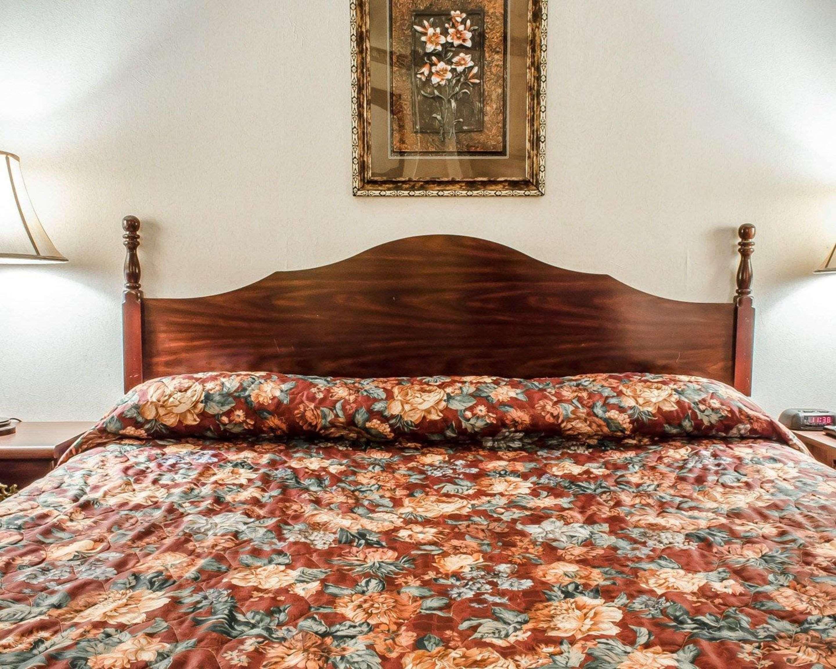 Econo Lodge Frackville Bagian luar foto