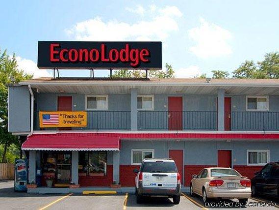 Econo Lodge Frackville Bagian luar foto